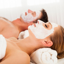 Facial Treatment for Men & Women